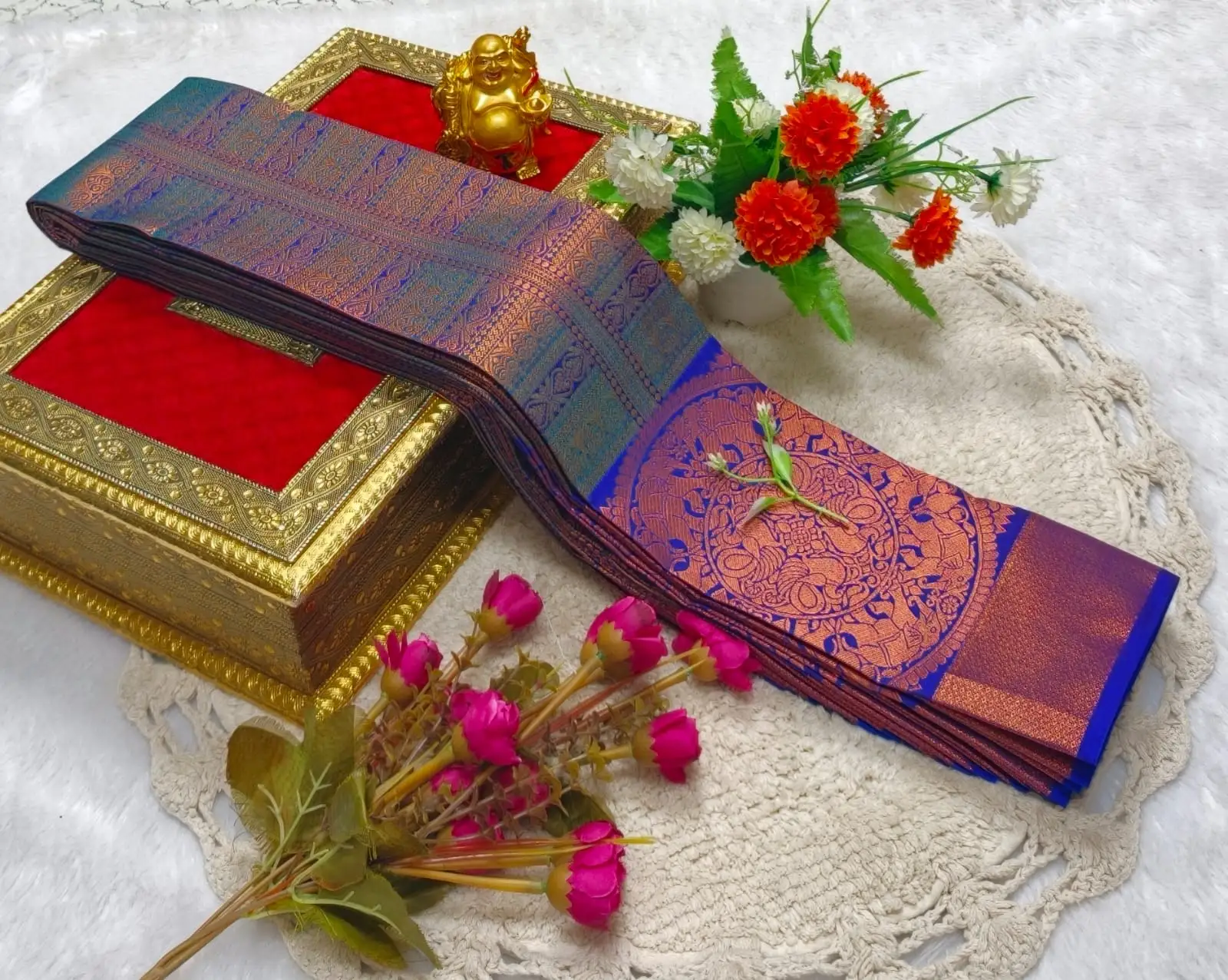 Muhurtham Jacquard Floral Pallu Saree